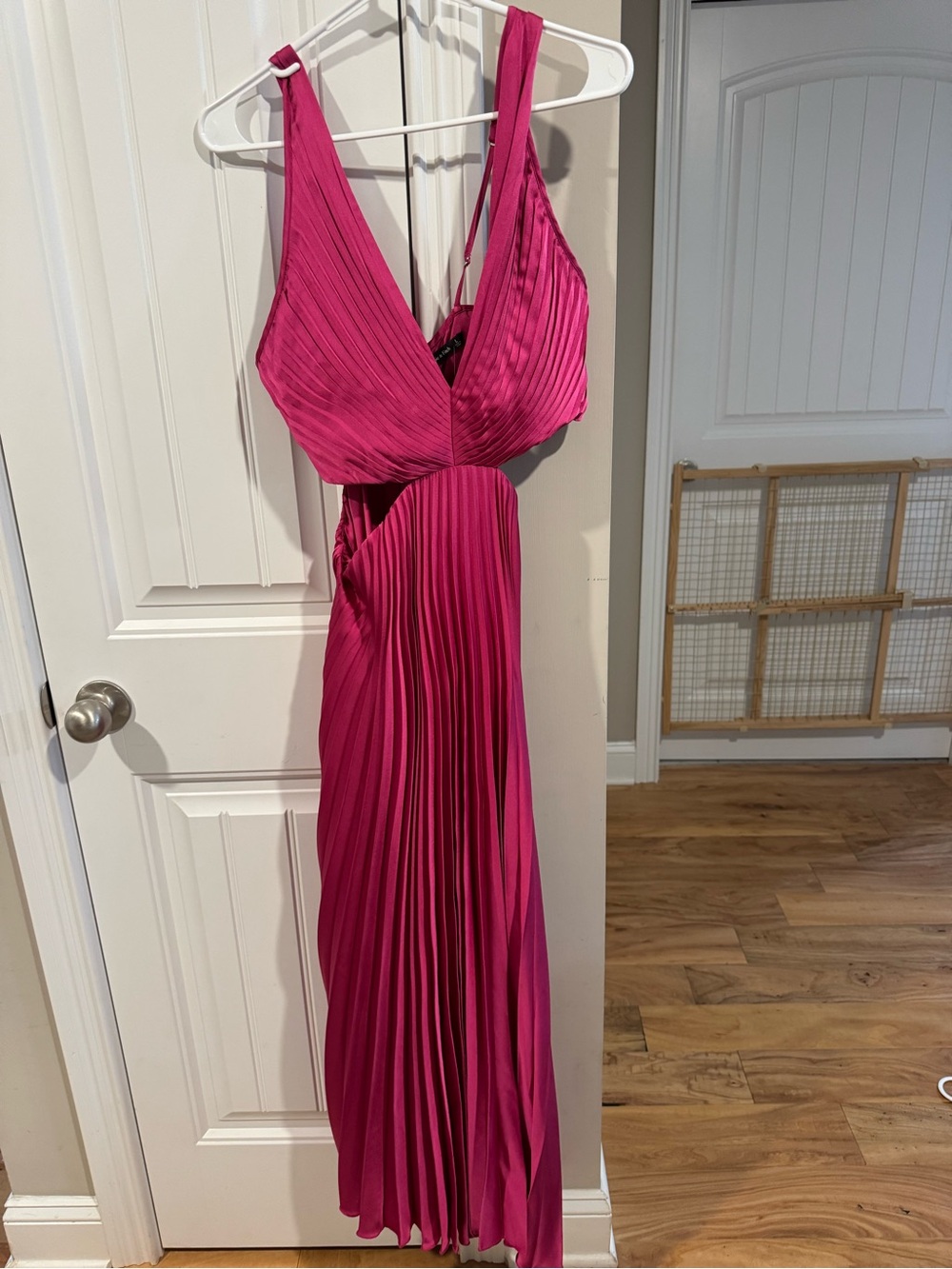 NWT Abercrombie and Fitch Giselle Pleated Cutout Maxi Dress